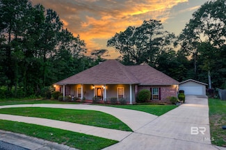 73 General Canby Dr, Spanish Fort, AL 36527