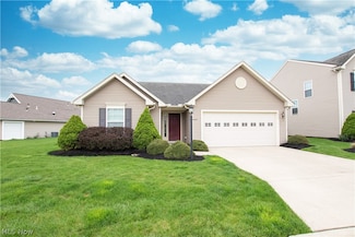 2943 Island Creek Dr, Medina, OH 44256