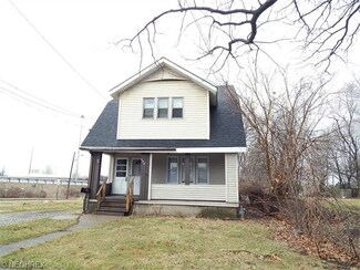 560 Gridley St, Akron, OH 44306