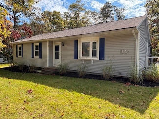 112 Clay Pond Rd, Buzzards Bay, MA 02532