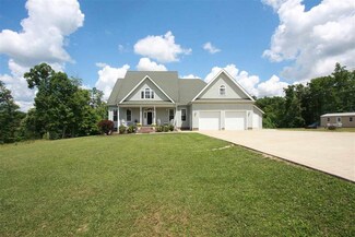 3845 Howell's Mill Rd, Ona, WV 25545