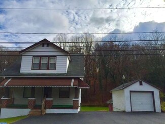 1152 Fritztown Rd, Reinholds, PA 17569