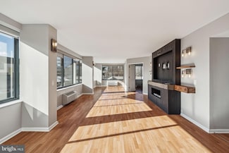 2001 Hamilton St Unit 302, Philadelphia, PA 19130