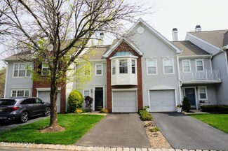 2 Oxford Rd, Holmdel, NJ 07733