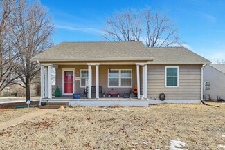 856 N Ridgewood Dr, Wichita, KS 67208