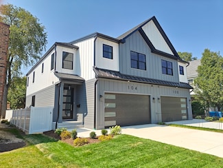 104 Evergreen Ave, Elmhurst, IL 60126