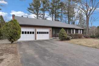 5 Juniper Rd, North Hampton, NH 03862