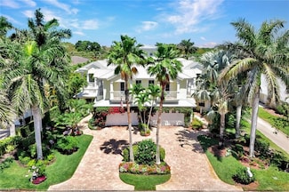 699 Fairway Terrace, Naples, FL 34103