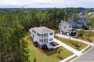 2012 Brick Kiln Pkwy, Mount Pleasant, SC 29466