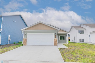 6598 68th St S, Horace, ND 58047