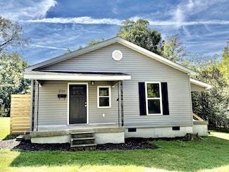 711 Gwen St, Paris, TN 38242