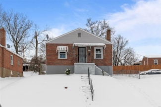 870 Riverview Blvd, Saint Louis, MO 63147