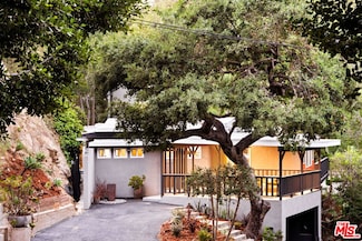 2701 Jalmia Dr, Los Angeles, CA 90046