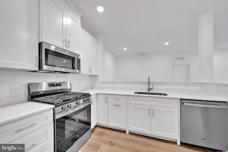 5103 Mary Ashby Way, Pennington, NJ 08534