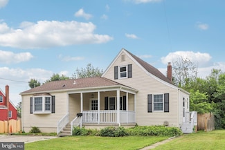 16 Park Dr, Bellmawr, NJ 08031