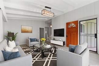 809 Hao St, Honolulu, HI 96821