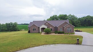 10840 Platinum Ln, Mascoutah, IL 62258