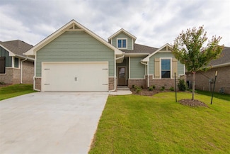8316 NW 161st St, Edmond, OK 73013
