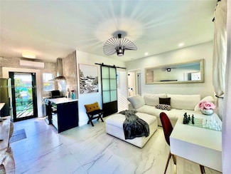 8270 NE 1st Place Unit 4, Miami, FL 33138