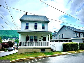 64 W Mill St, Nesquehoning, PA 18240