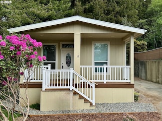 98041 Hallway Rd Unit 19, Brookings, OR 97415