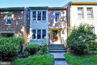 4846 Cloister Dr, Rockville, MD 20852