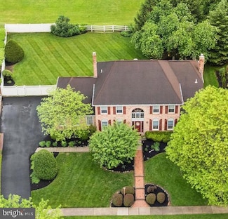 680 Fox Hollow Dr, Yardley, PA 19067