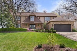 7951 Timber Ridge Dr, North Royalton, OH 44133