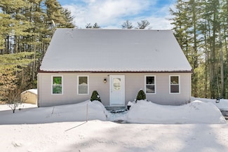 227 Stepping Stones Rd, Barrington, NH 03825