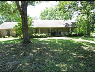 11 Columbia Road 86, Waldo, AR 71770