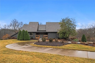 709 NW Cedar Creek Ln, Lees Summit, MO 64081
