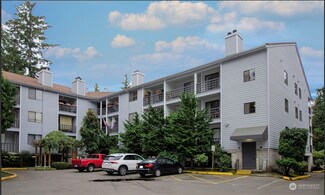 710 N 160th St Unit B-106, Shoreline, WA 98133