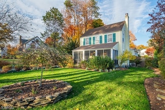 31 Cleveland Rd, Caldwell, NJ 07006