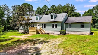 370 Simms Rd, Carrollton, GA 30117