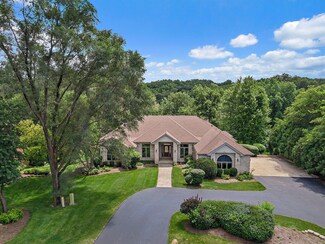 2621 Poplar View Bend, Elgin, IL 60120