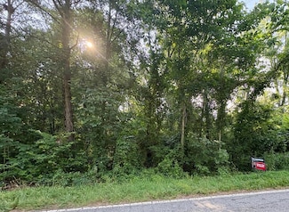 1321 Evans Pond Rd, Greenwood, SC 29646
