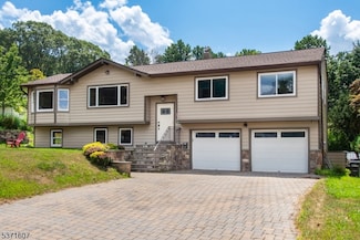 26 Tennis Terrace, Sparta, NJ 07871