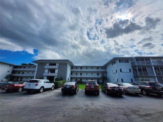 1201 Hillcrest Ct Unit 105, Hollywood, FL 33021