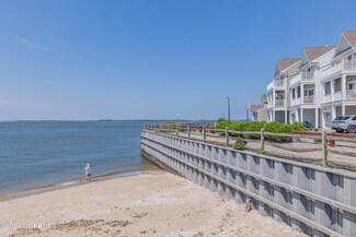 1 Seabird Ln Unit 202, Highlands, NJ 07732