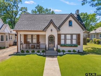302 E Merritt St, Marshall, TX 75670