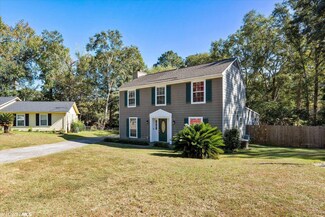 6013 Oak Harbor Ct, Mobile, AL 36693