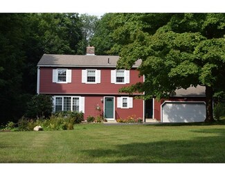 102 Juggler Meadow Rd, Leverett, MA 01054