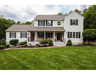 78 Mowry St, Mendon, MA 01756