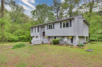 425 Plain Meeting House Rd, West Greenwich, RI 02817