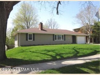 530 530 4th St SW, Plainview, MN 55964