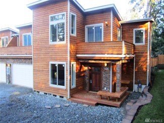 14544 Stone Ave N, Shoreline, WA 98133