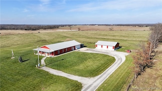 31833 State Route W, Smithton, MO 65350