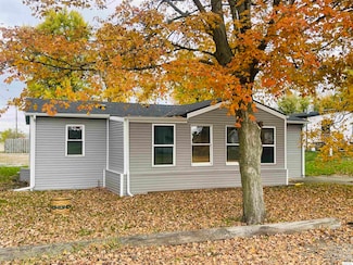 72 Evans St, Hartford, OH 43013