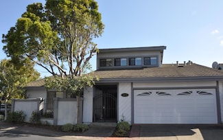 1040 Pizarro Ln, Foster City, CA 94404