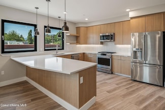 503 Cedar St Unit 203, Sandpoint, ID 83864
